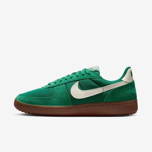 Size 9 - Nike Field General 82 Malachite Soft Pearl Gum Women’s Shoes HJ6000 300 - Picture 1 of 9